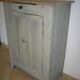 Buffet ancien patiné