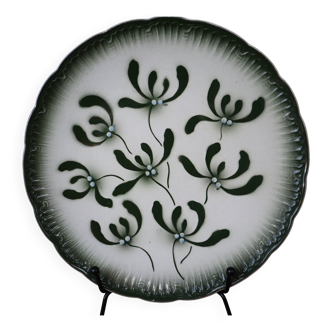 Dessert plate Terre de Fer model "Gui" signed Badonviller Art Deco