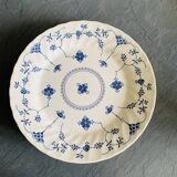 5 assiettes à fleurs bleues vintage