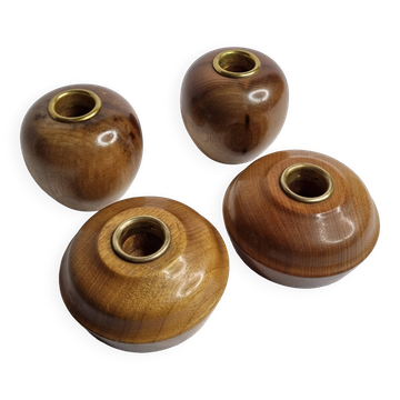 Ensemble de 4 bougeoirs en bois de myrte avec inserts en laiton, fabriqués à Port Orford, Oregon