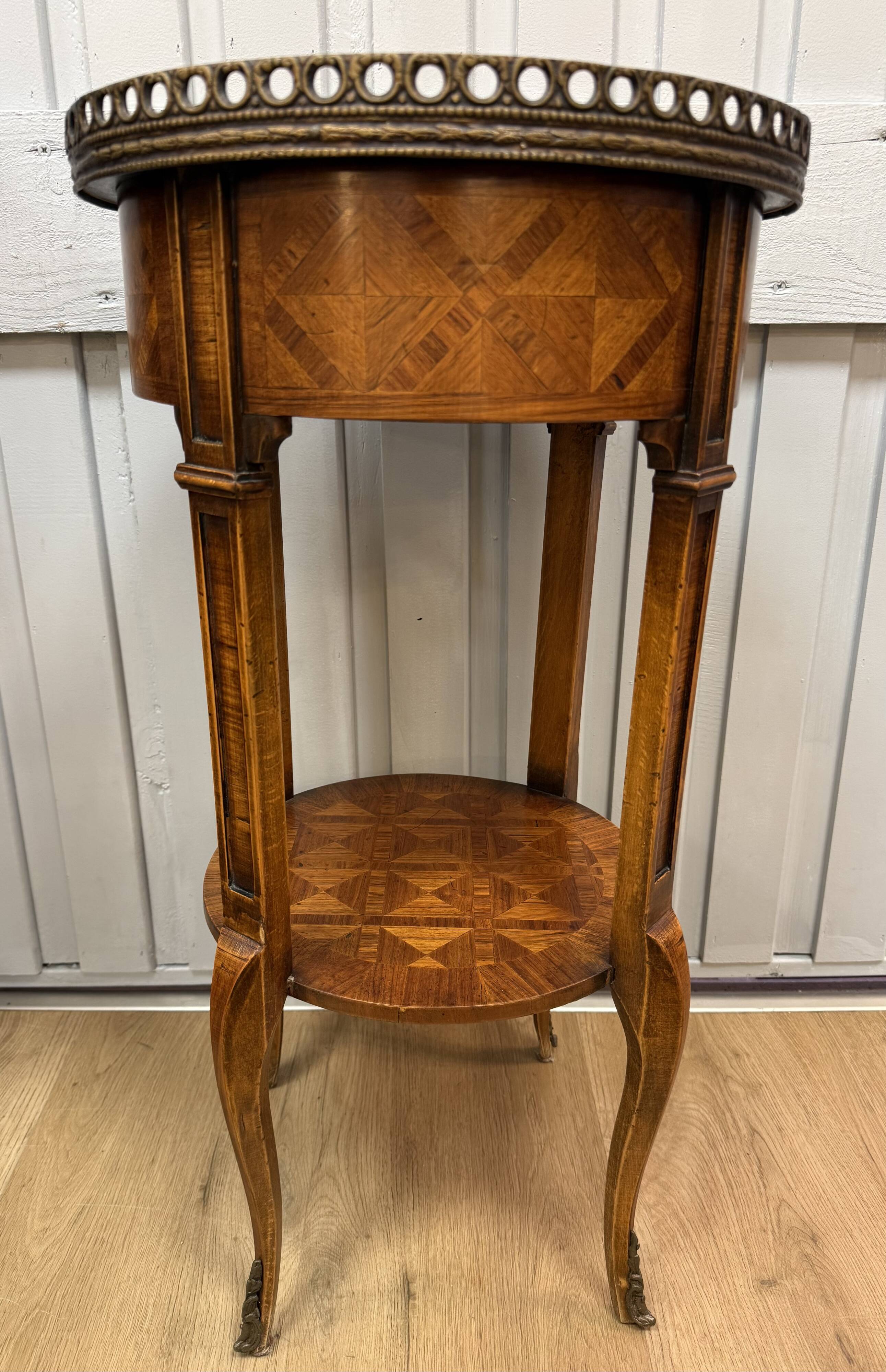Transitional style side table
