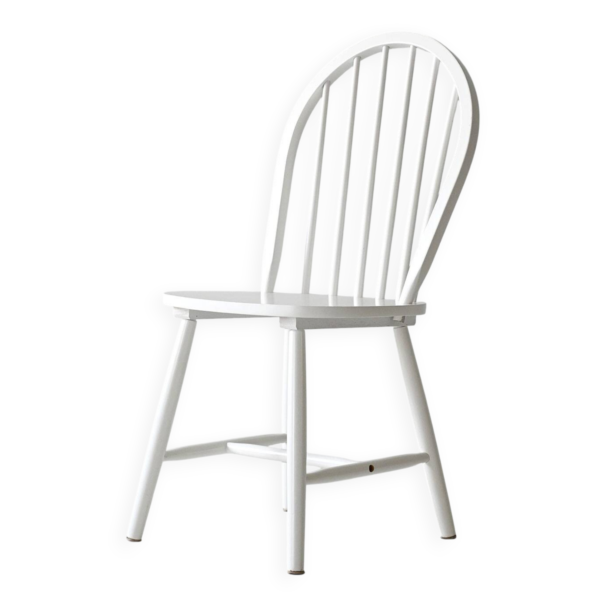 Contemporary White Scandinavian Chair