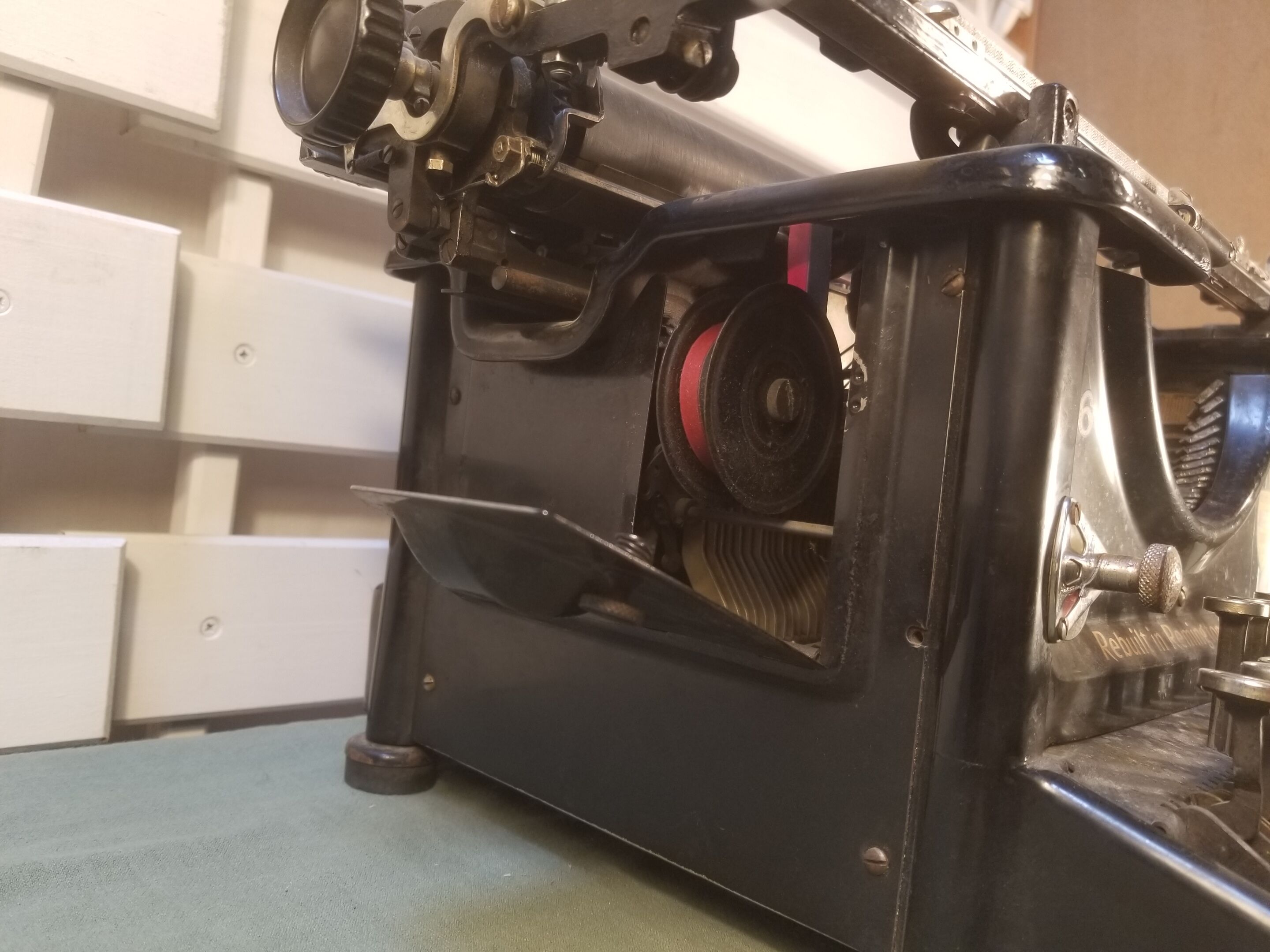 Remington 16 mechanical typewriter - 30s