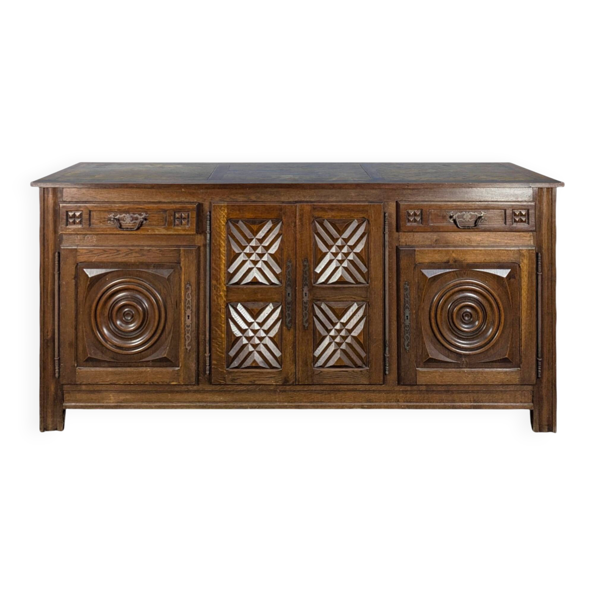 Enfilade brutasliste dans l'esprit de Dudouyt