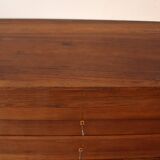 Commode Louis Philippe en noyer massif
