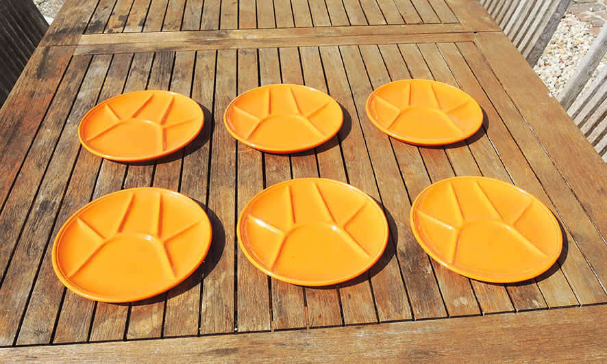 Lot de 5 assiettes ocre en grès violette - Moka Brocante
