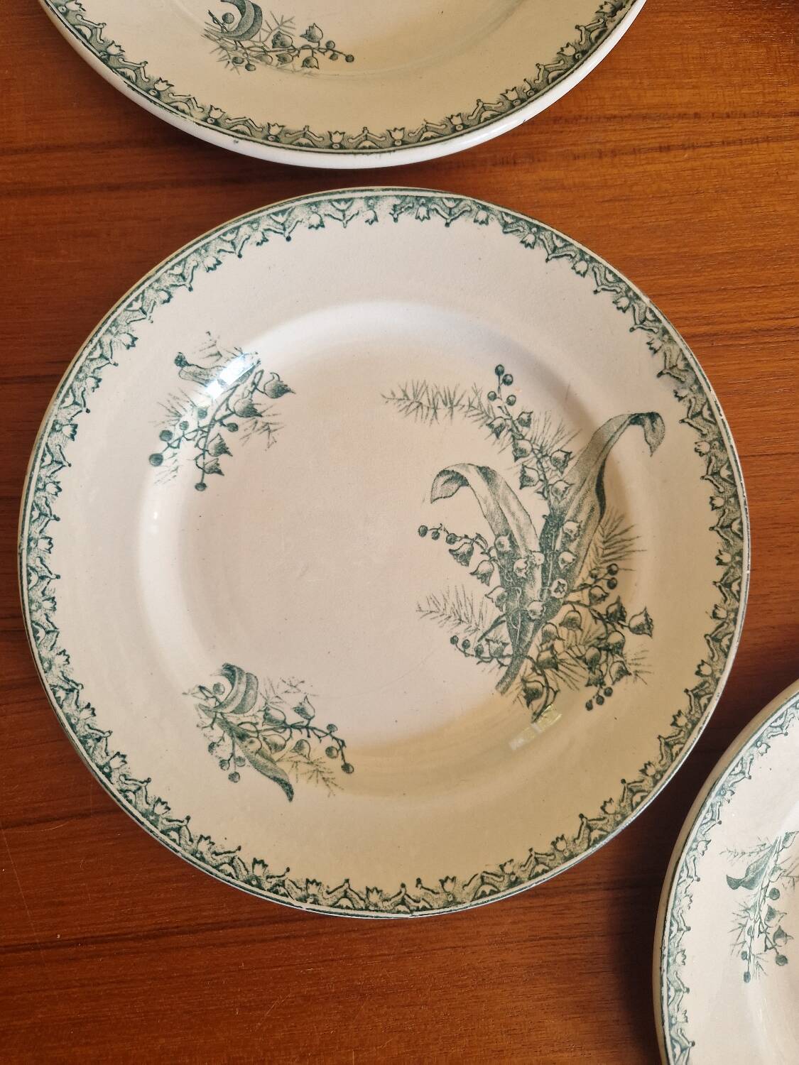 Set of 5 Saint Amandinoise Muguet Plates