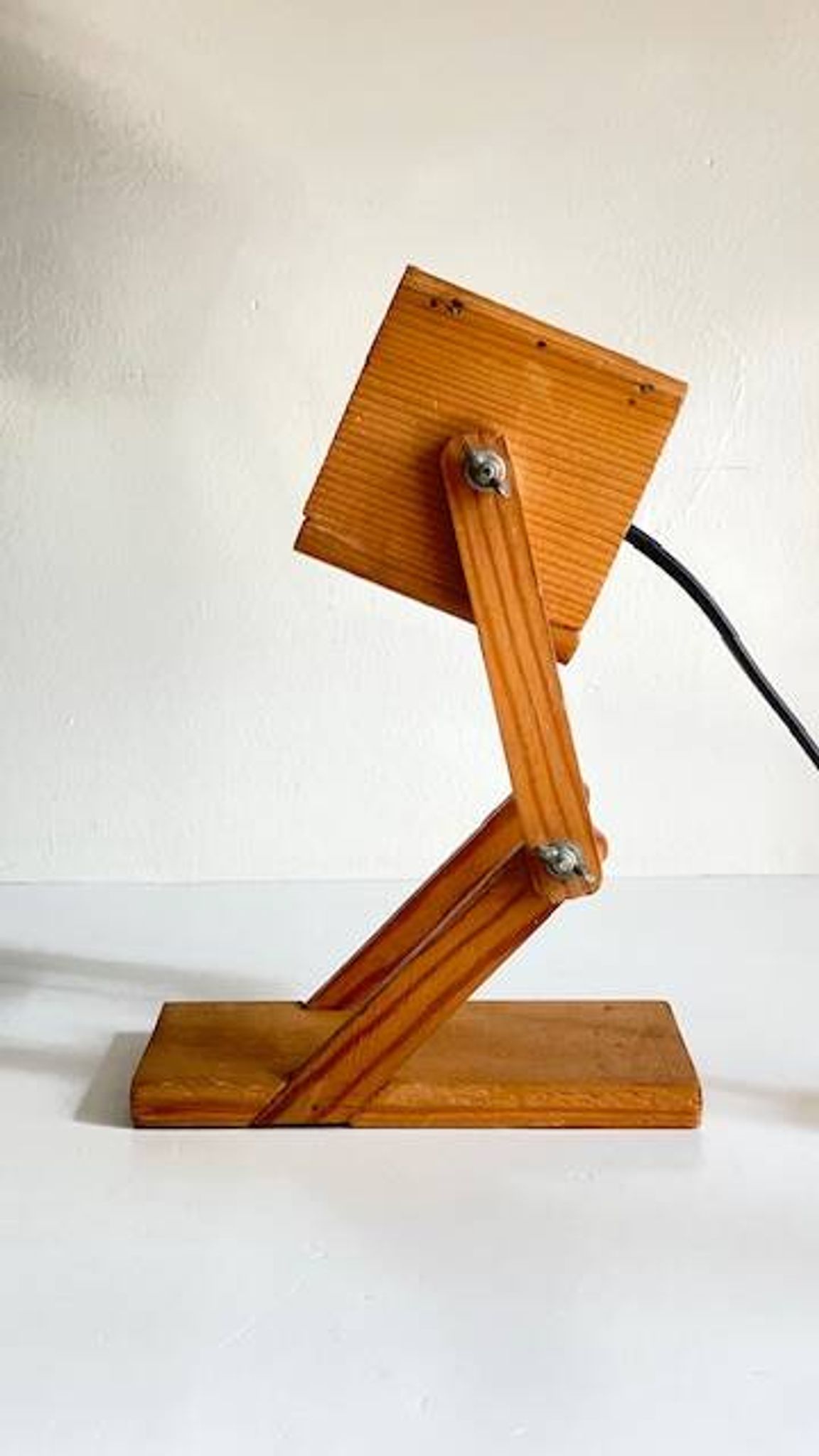 ARTICULATED LAMP 1970s - 1980s