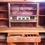 Buffet year 50 with showcase