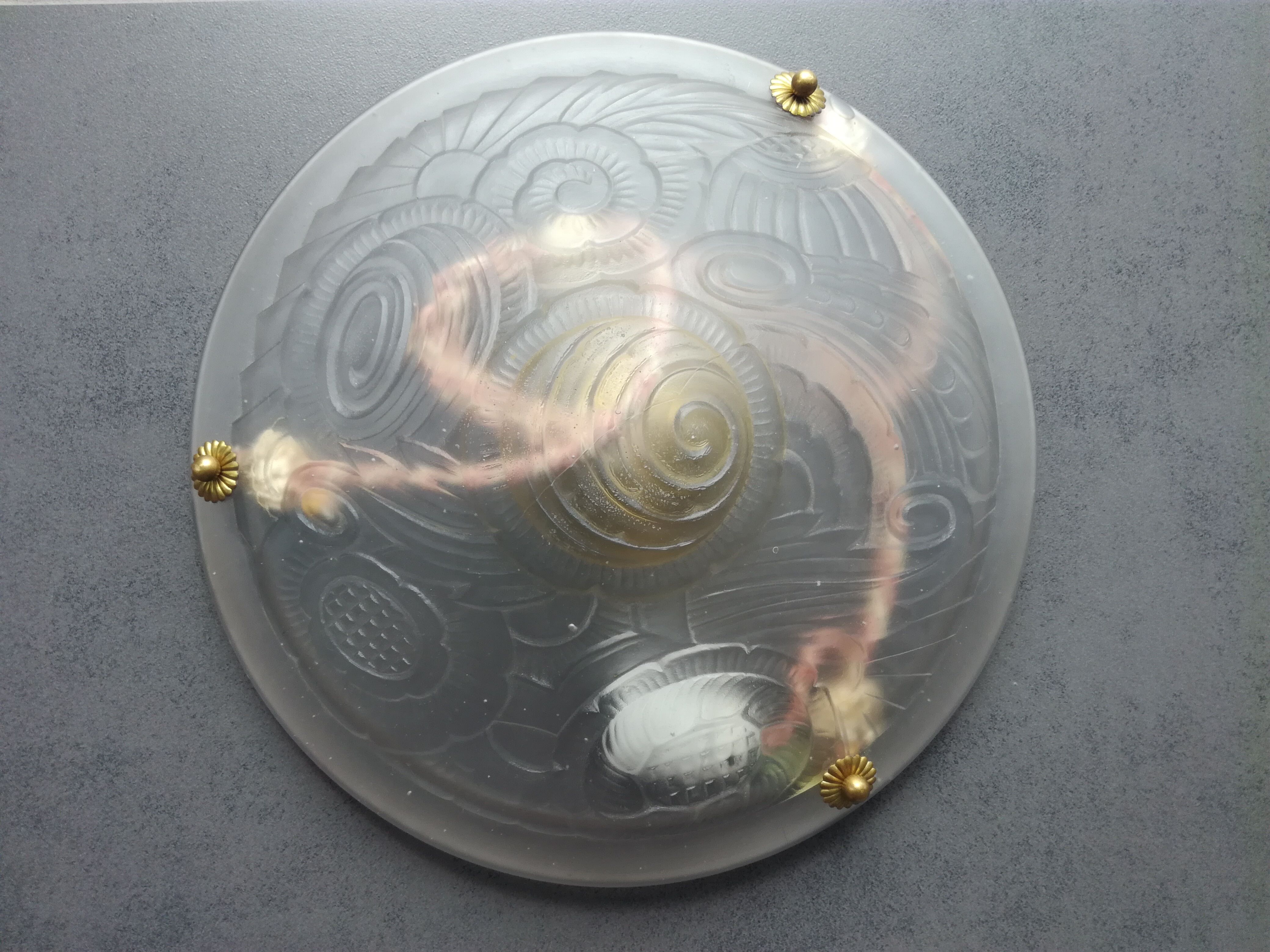 Polished glass washbasin