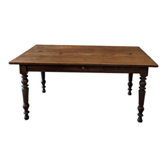 Farmhouse table