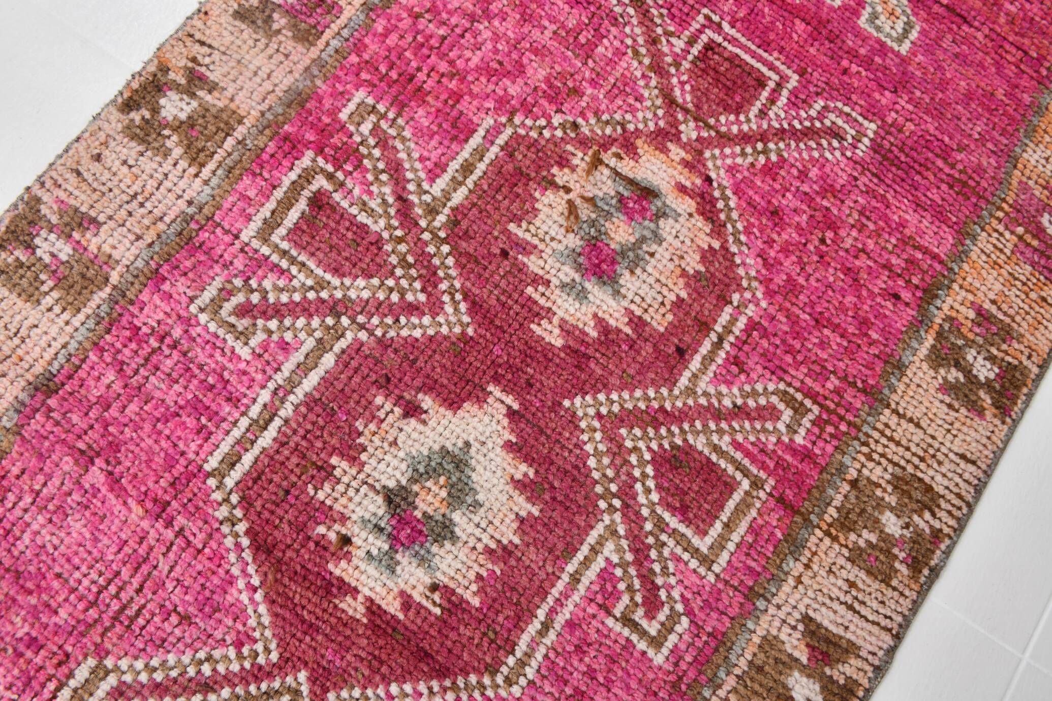 3x11 Vintage Pink & Brown Turkish Runner Rug, 87x339Cm