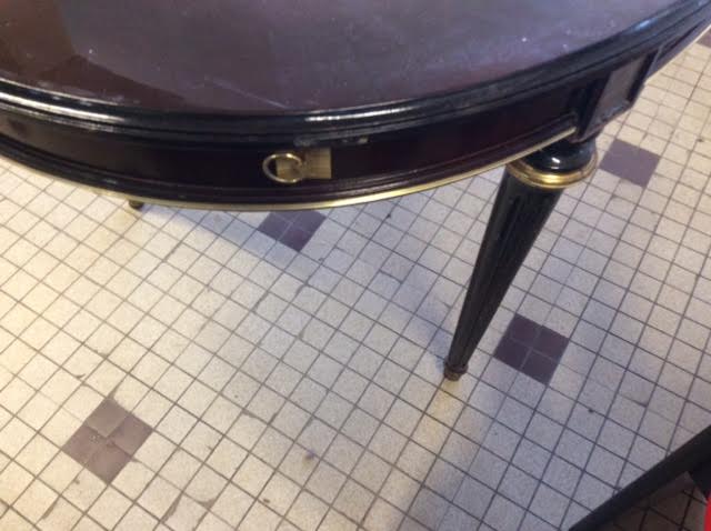 Table de style Empire