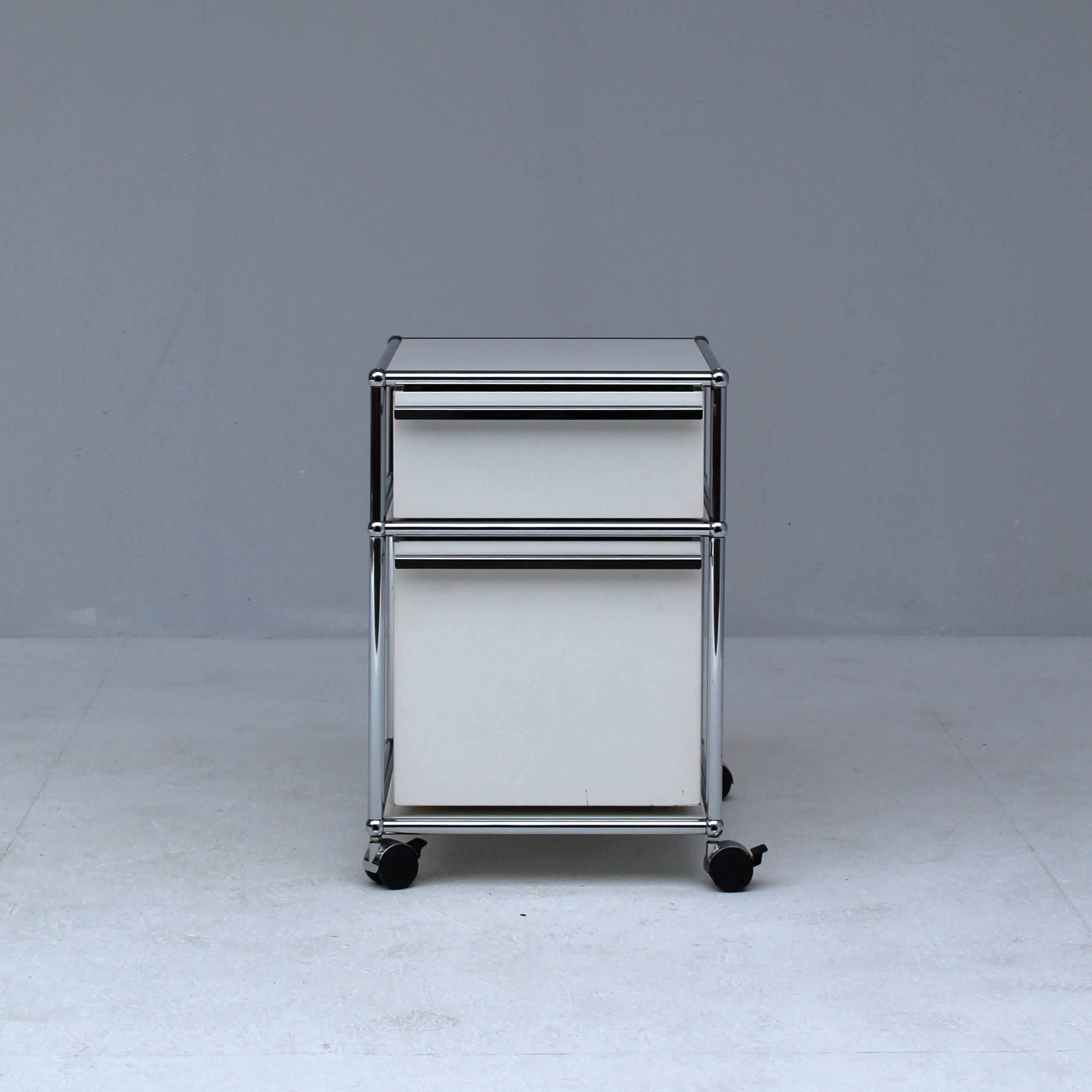 Chariot USM Haller blanc par Fritz Haller, 1980