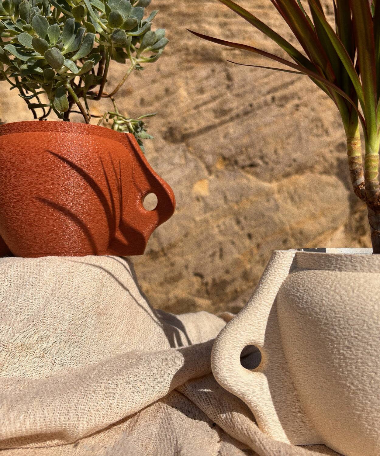 Kyma Planter Sandstone