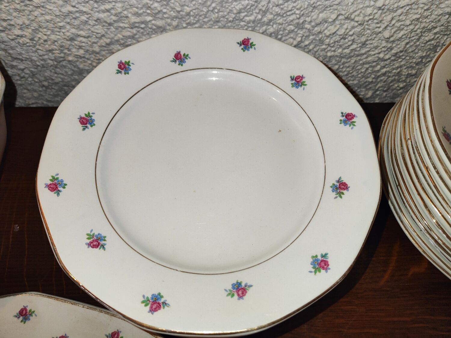 Old service 28 pieces porcelain KG Keller and Guérin Lunéville France decorated with flowers Rosita XIXth Century