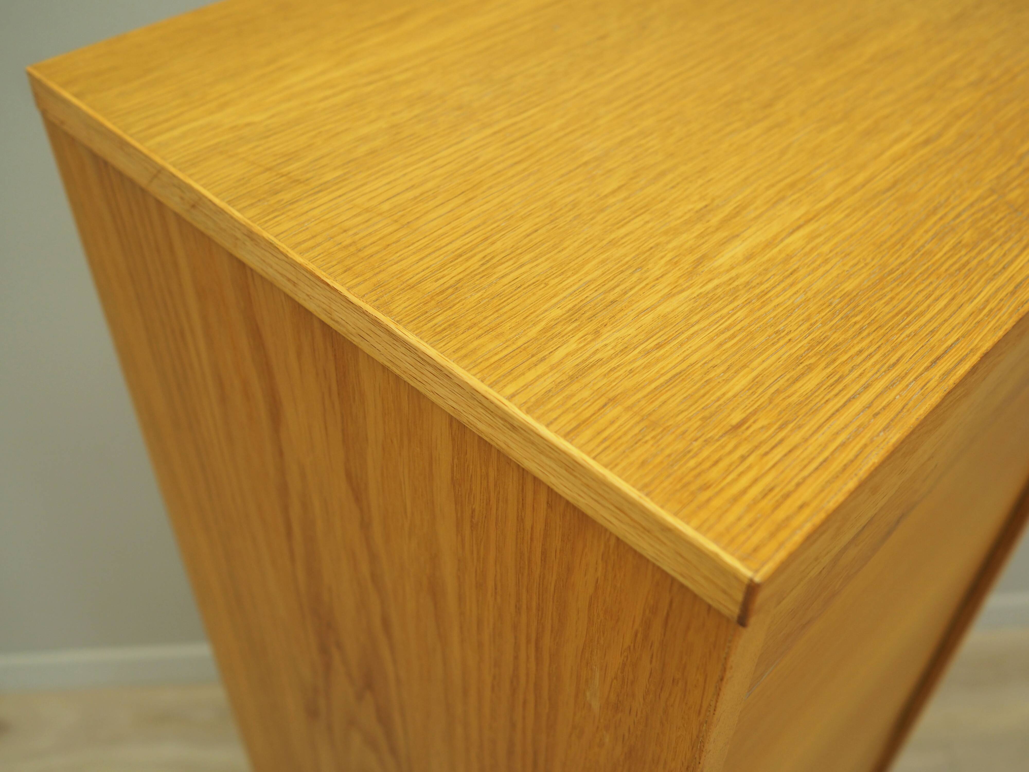 Ash dresser, Danish design, 1960s, production: Denmark