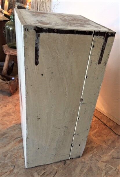 Furniture confectioner-style