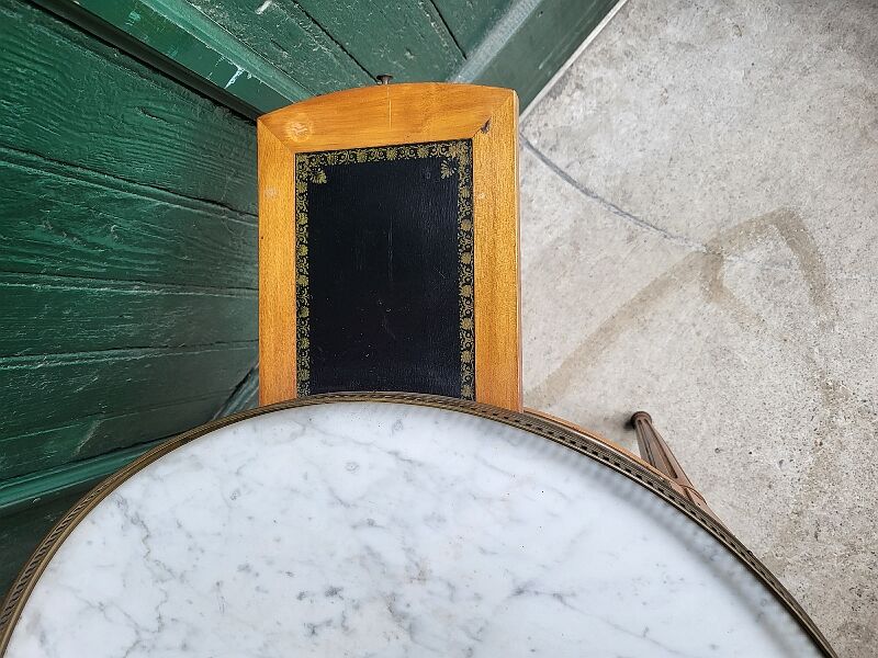 Table bouillotte 2 tirettes et 2 tiroirs plateau marbre style Louis XVl