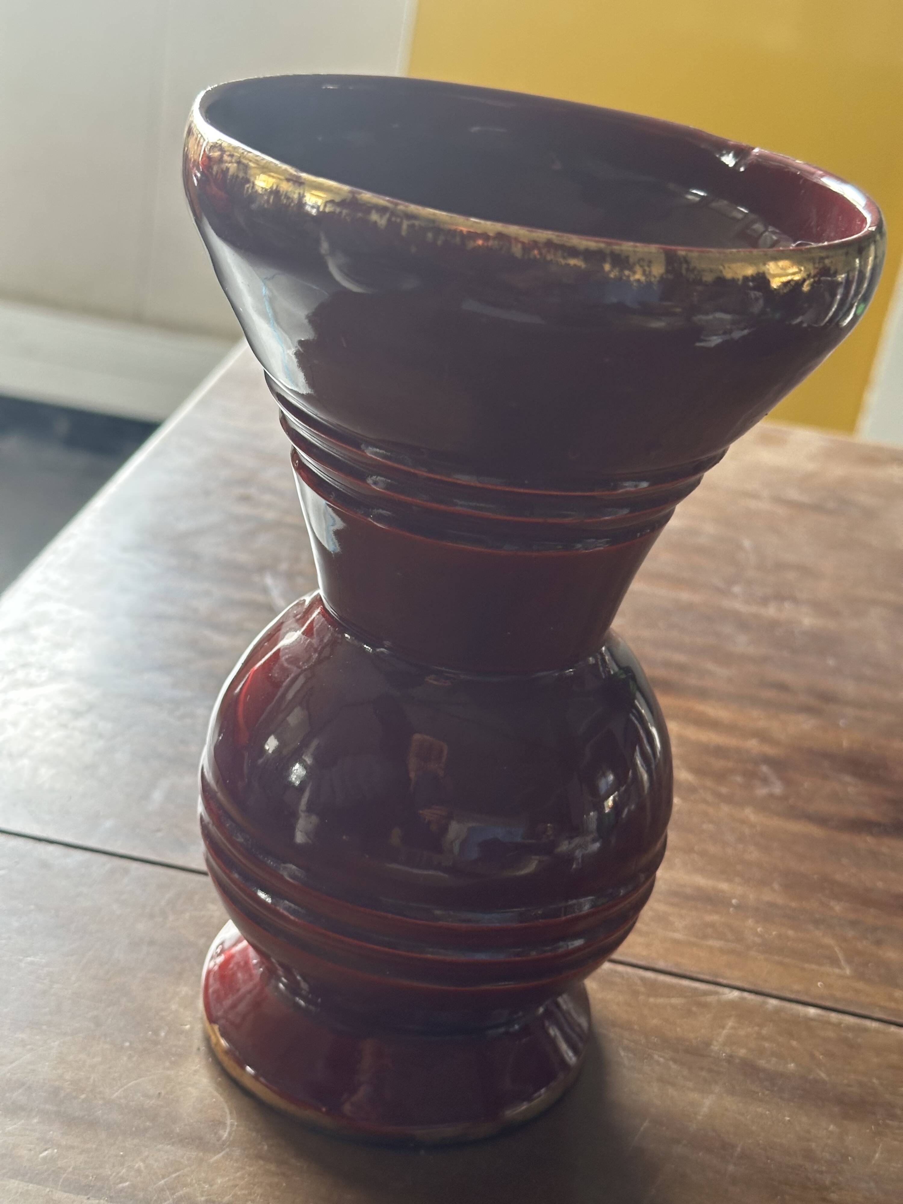 Ringed ceramic vase from Louviers, red and gold, 1950s