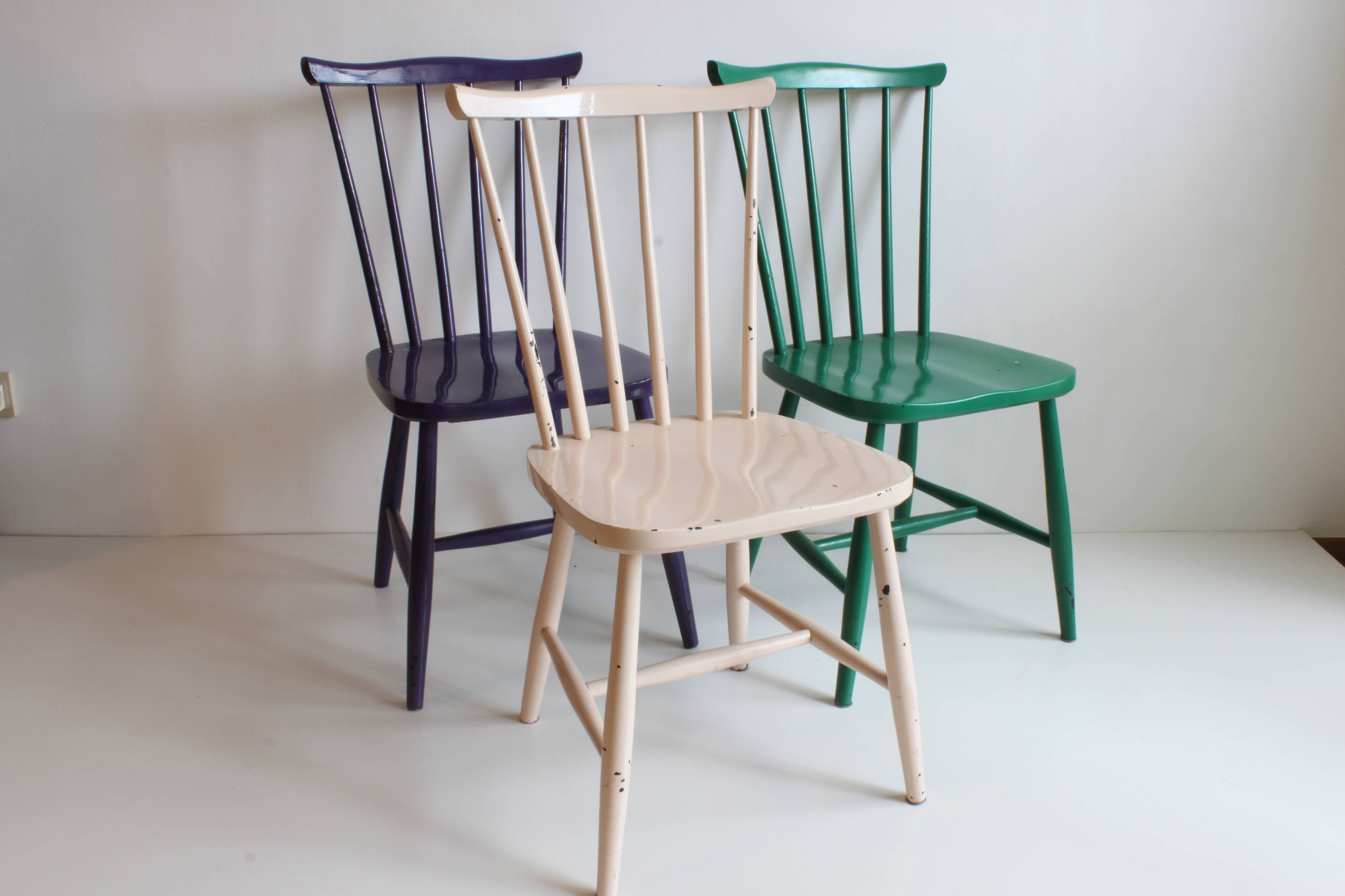 Three spindle back SH41 chairs by Yngve Ekström for Pastoe, 1960s