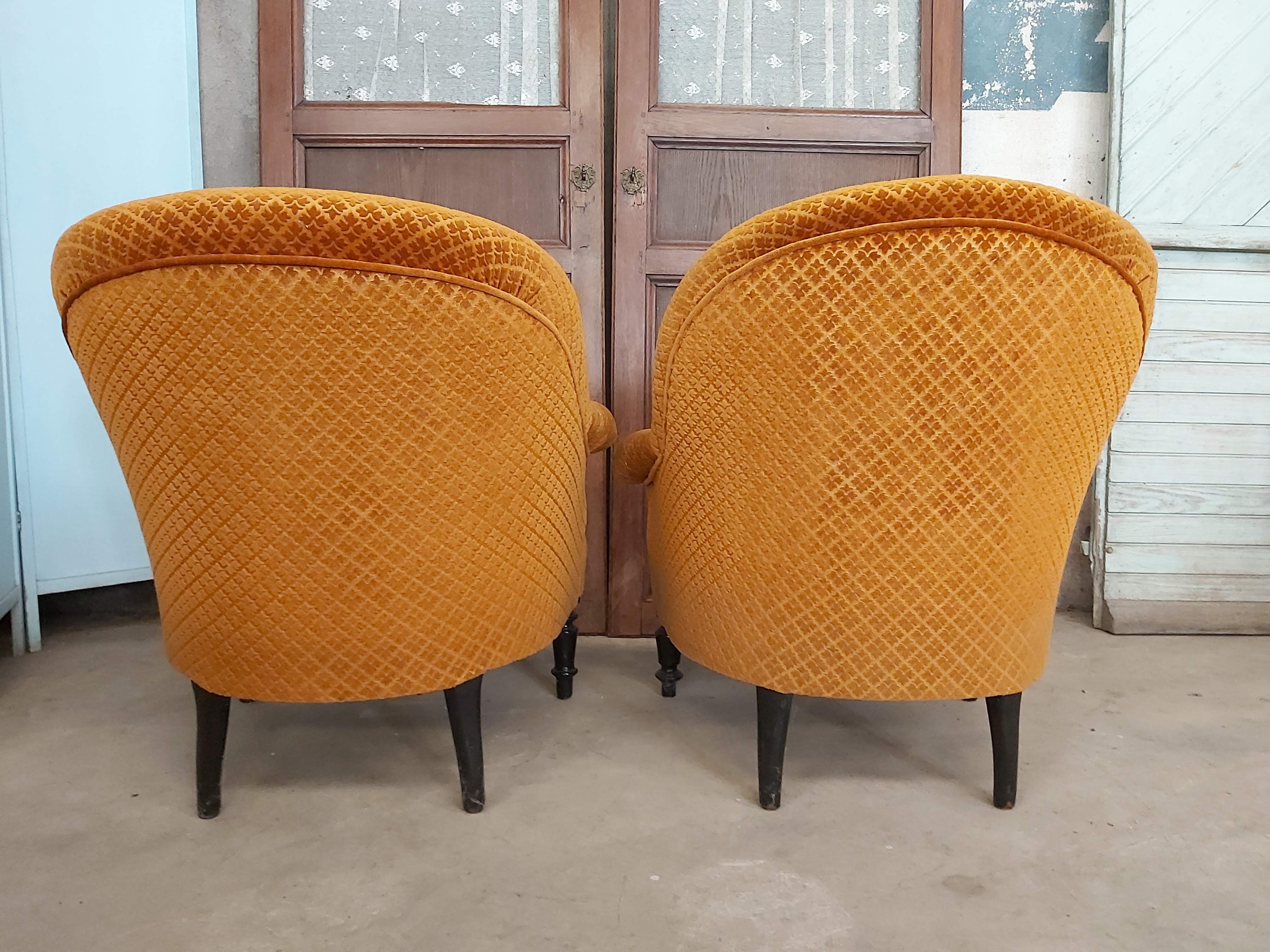 Pair of orange velvet toad armchairs