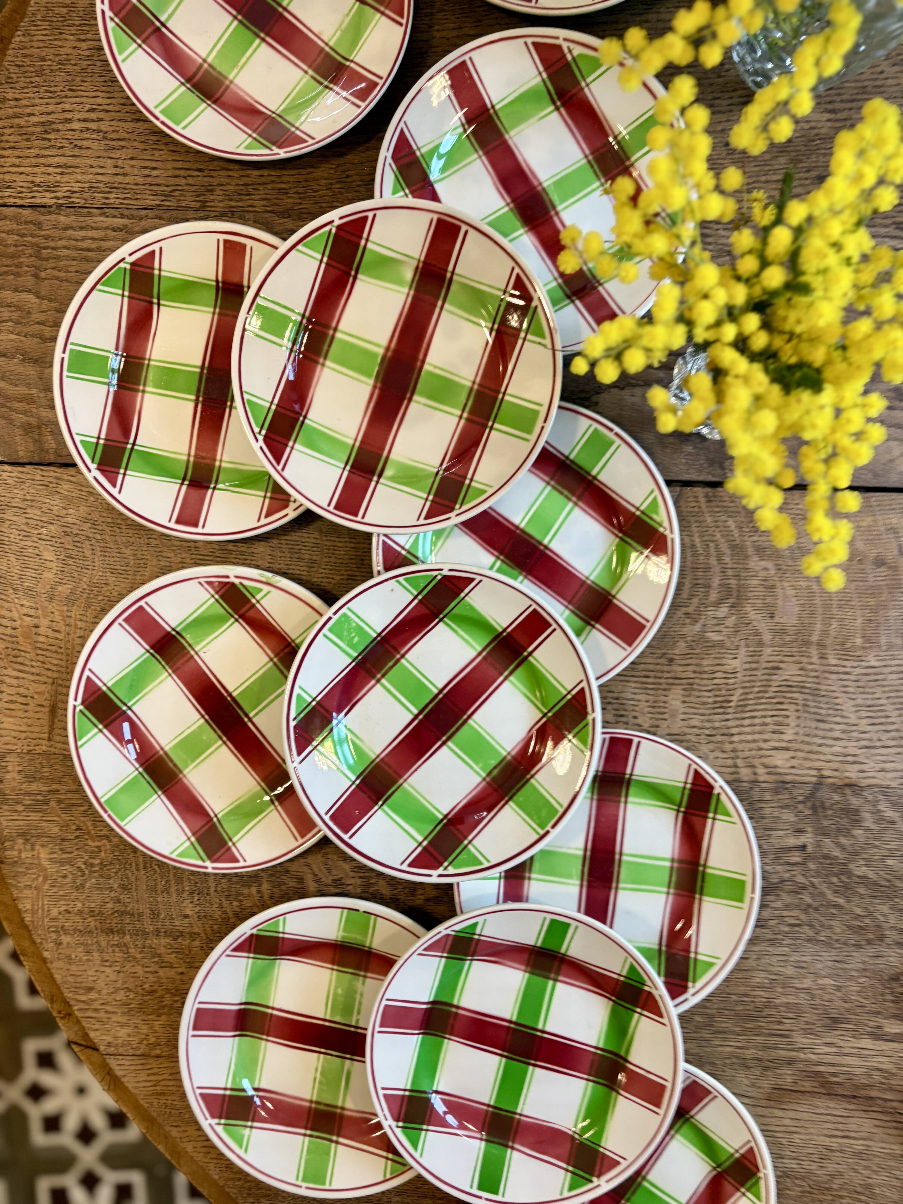 Lot de 12 assiettes dessert anciennes, modèle Sousse de Digoin Sarreguemine