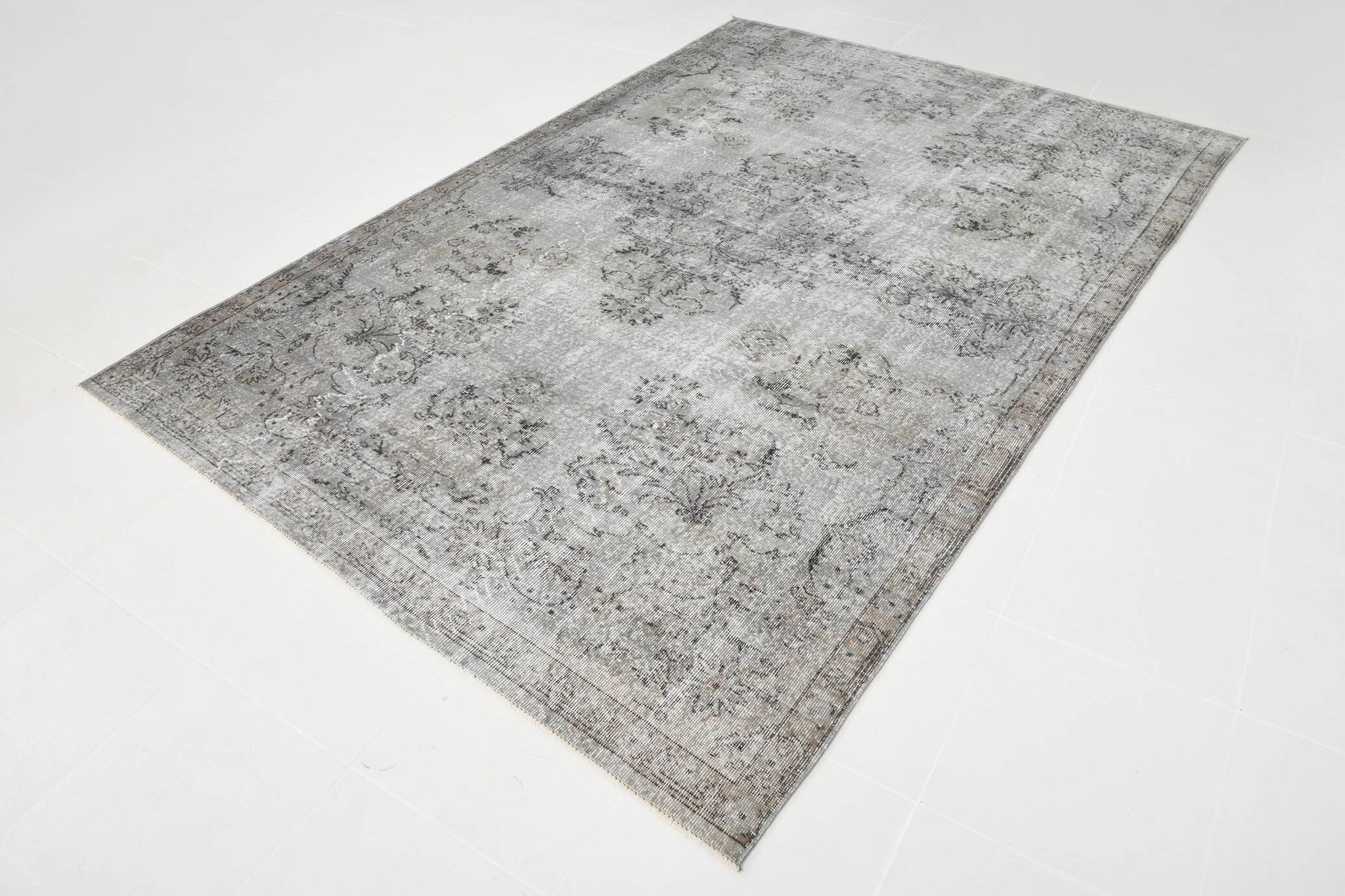 6x10 Black & Gray Oriental Style Turkish Rug, 201x301Cm