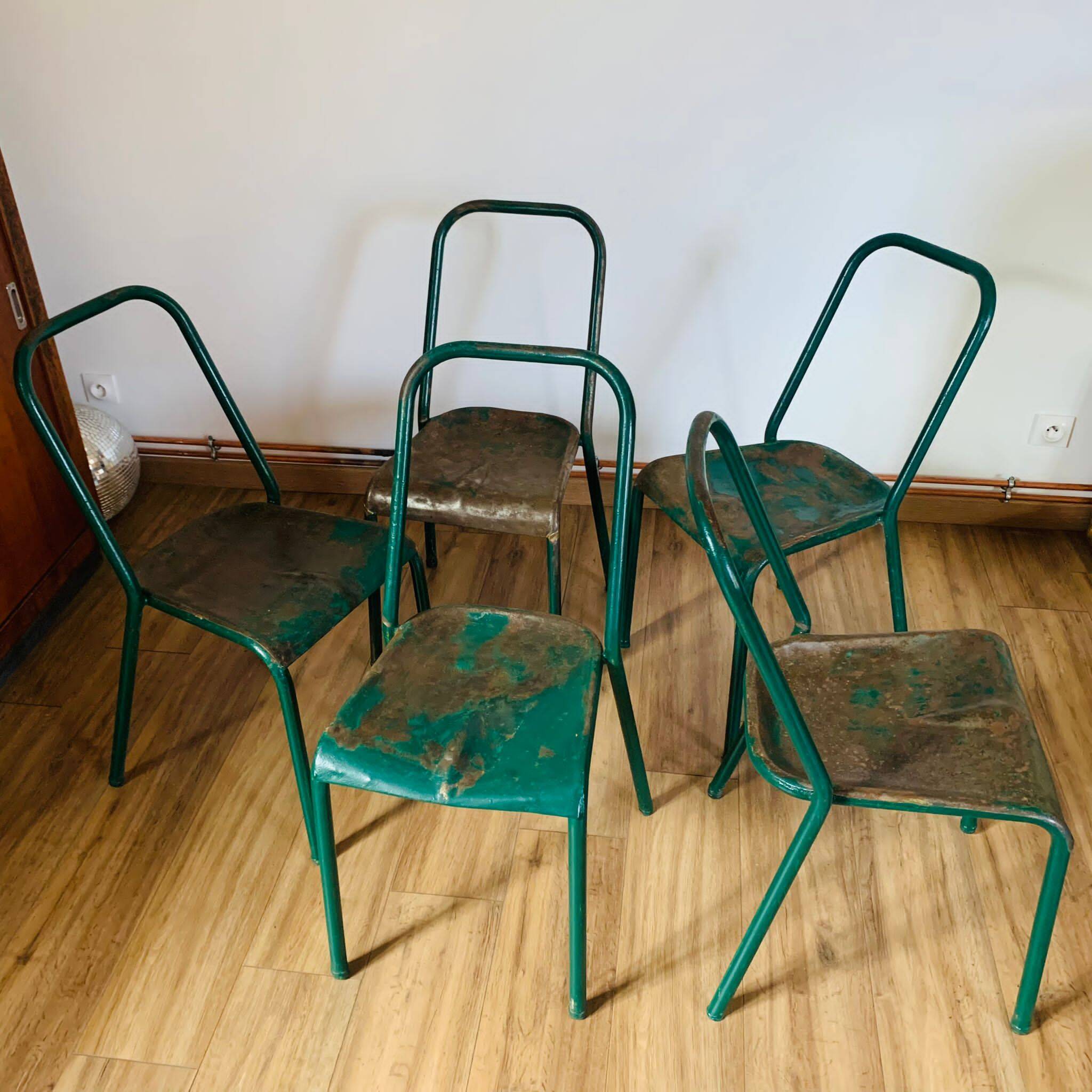 Set of 5 green chairs