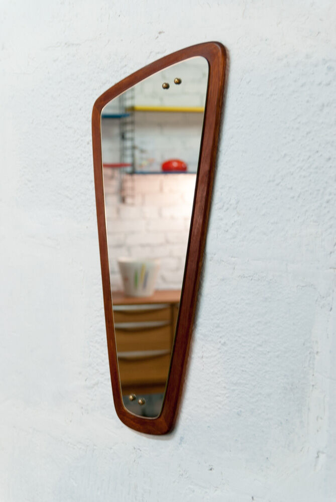 Scandinavian mirror asymmetrical 75x35cm