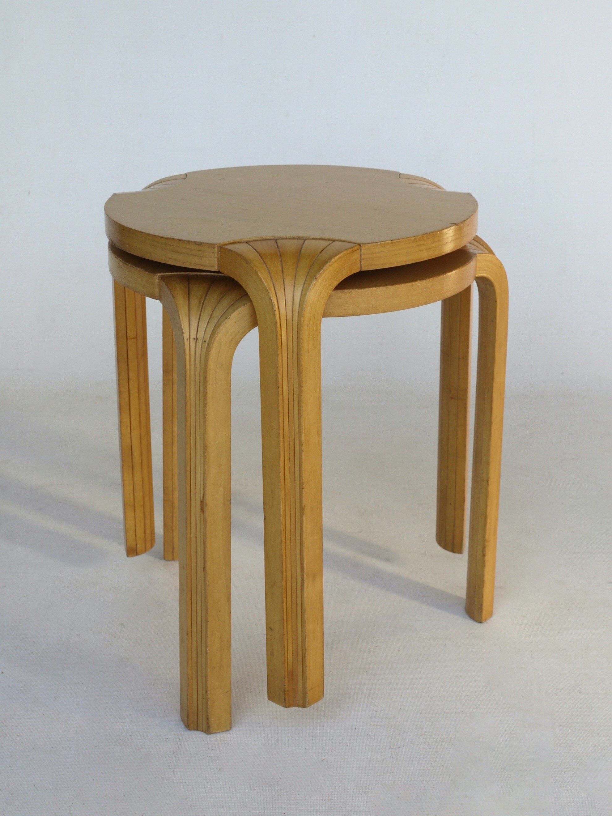 2 tabourets modèle X600 par Alvar Aalto pour Artek, 1960s