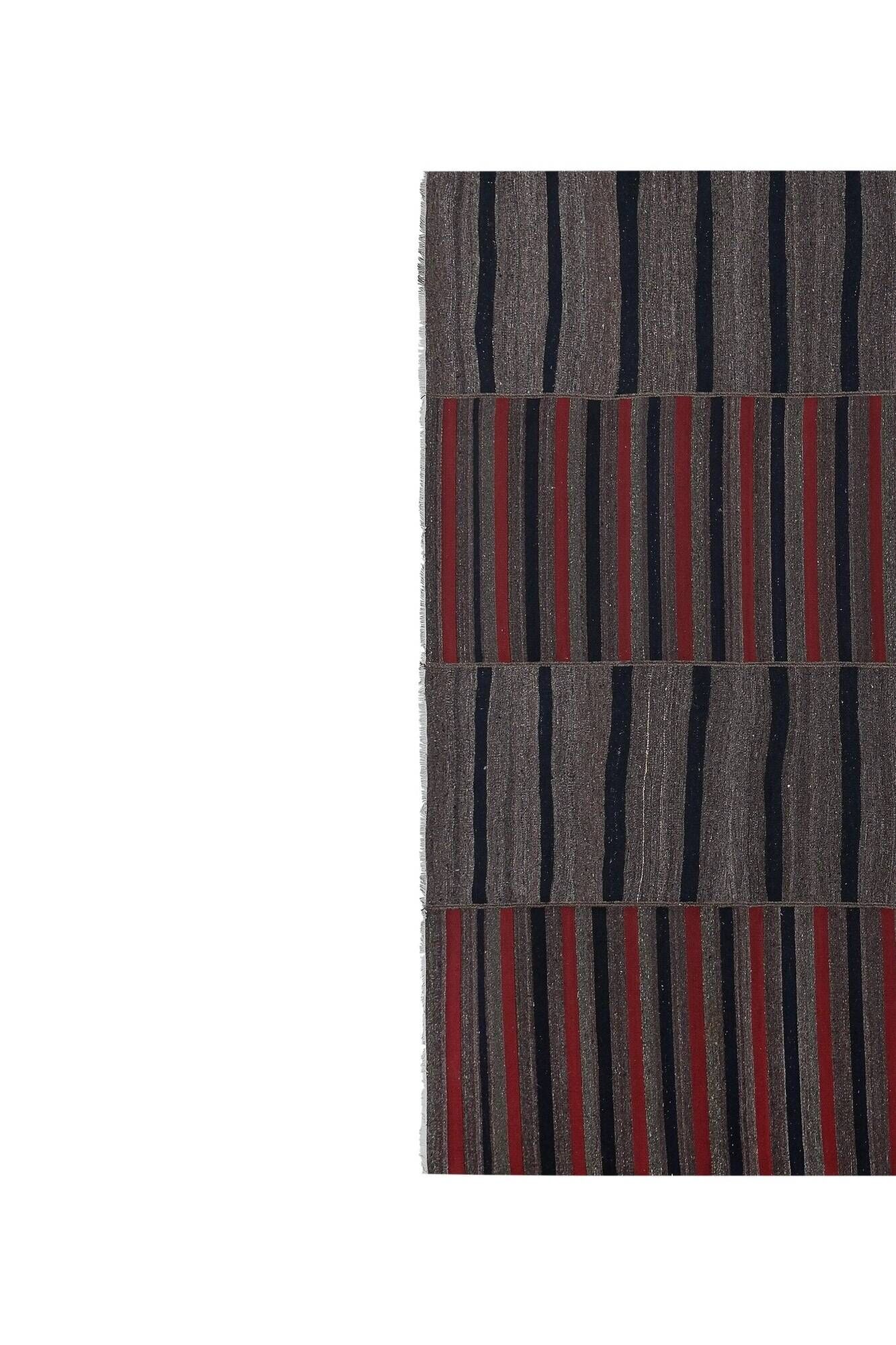 Vintage Turkish kilim handwoven 270x275 cm
