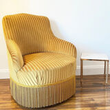 Ochre toad armchair