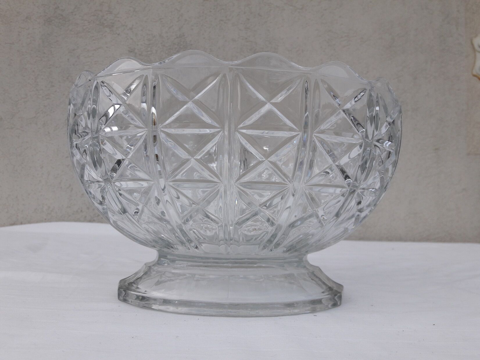 Crystal bowl