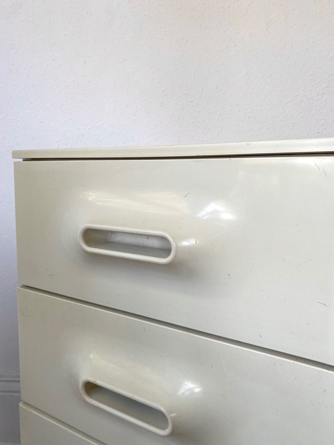 4 drawer chest of drawers