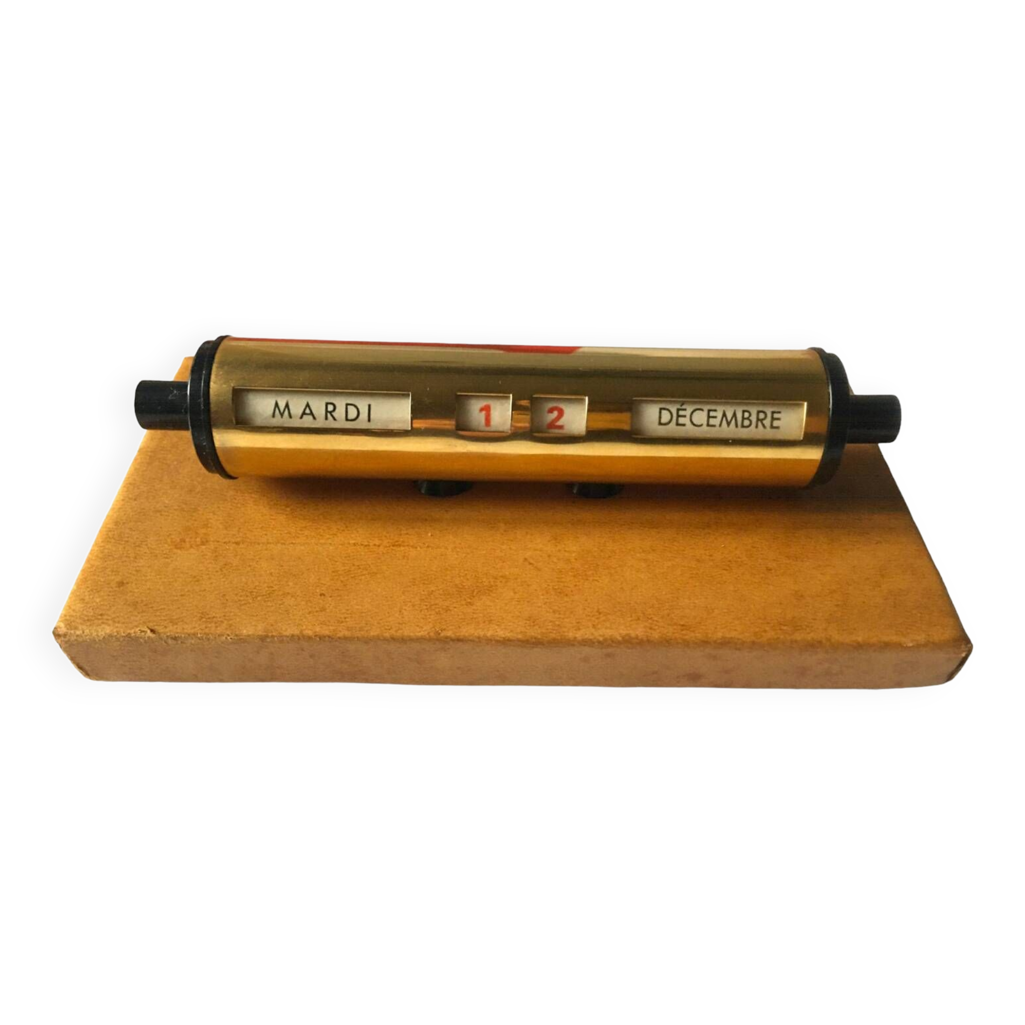 leather perpetual desk calendar