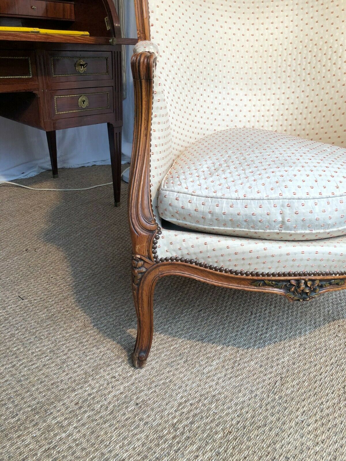 Louis XV-style shepherdess chair