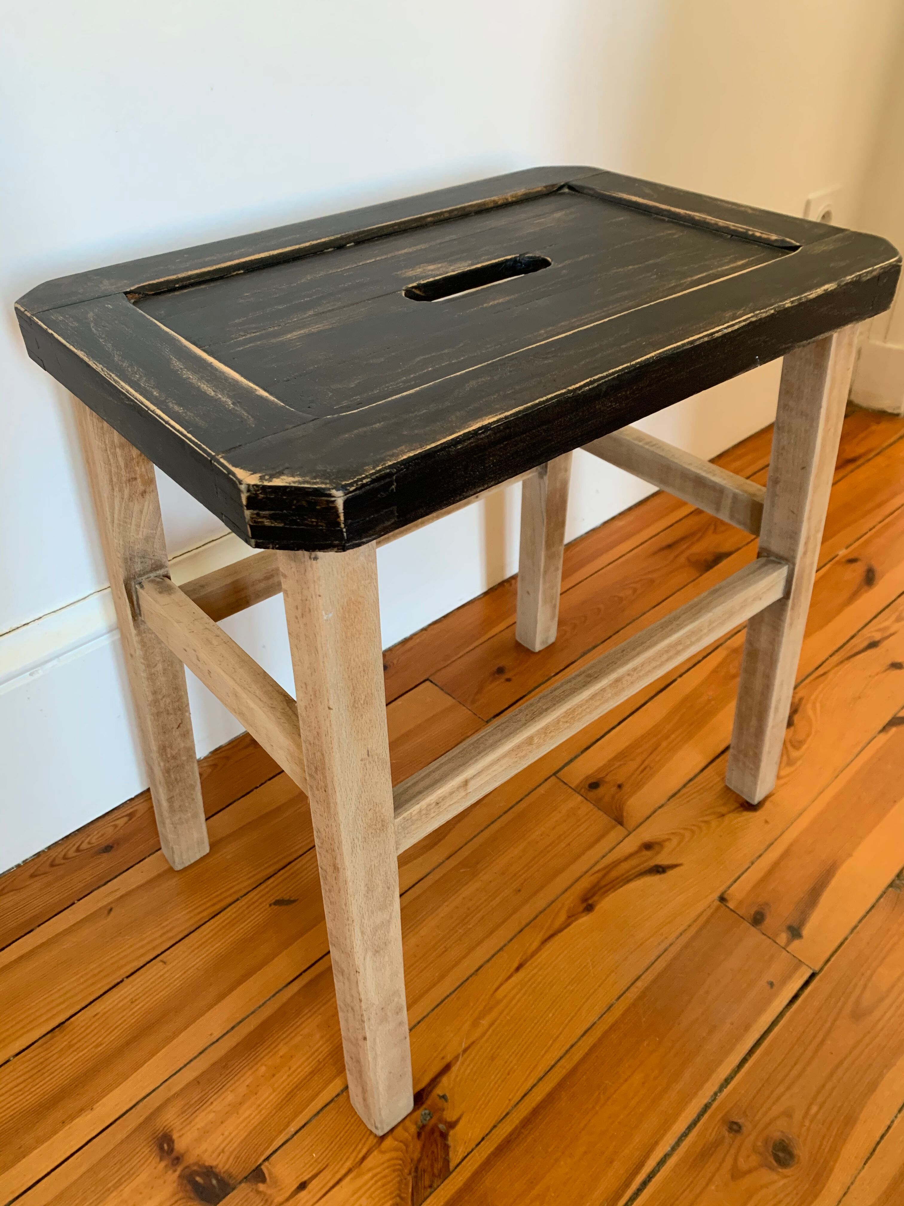 Painter's workshop stool