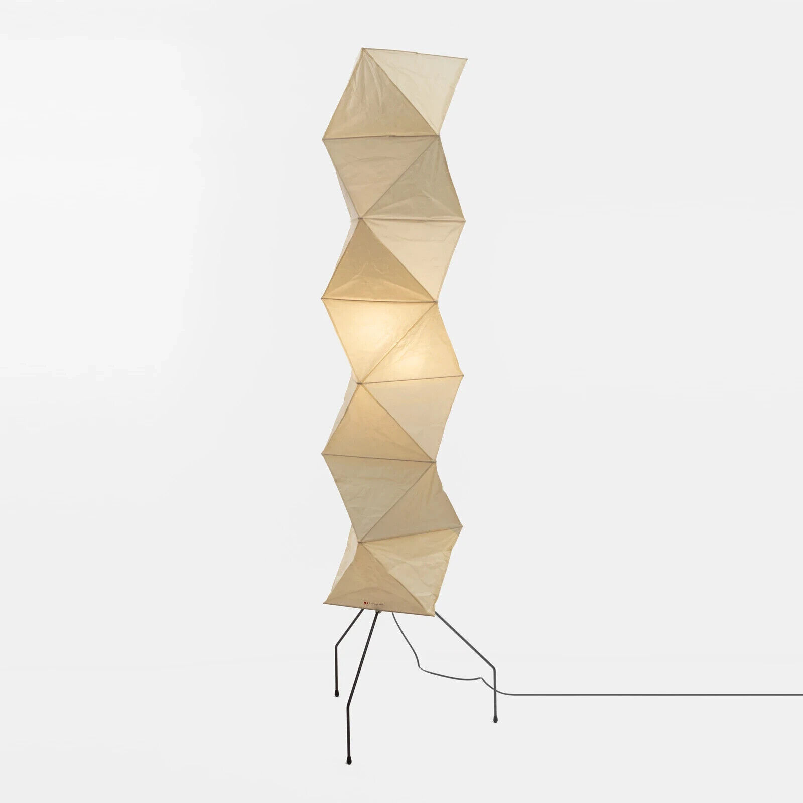 Akari uf4-l8 floor lamp by Isamu Noguchi