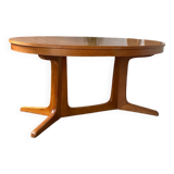 Designer table in solid elm