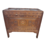 Moroccan chest of drawers