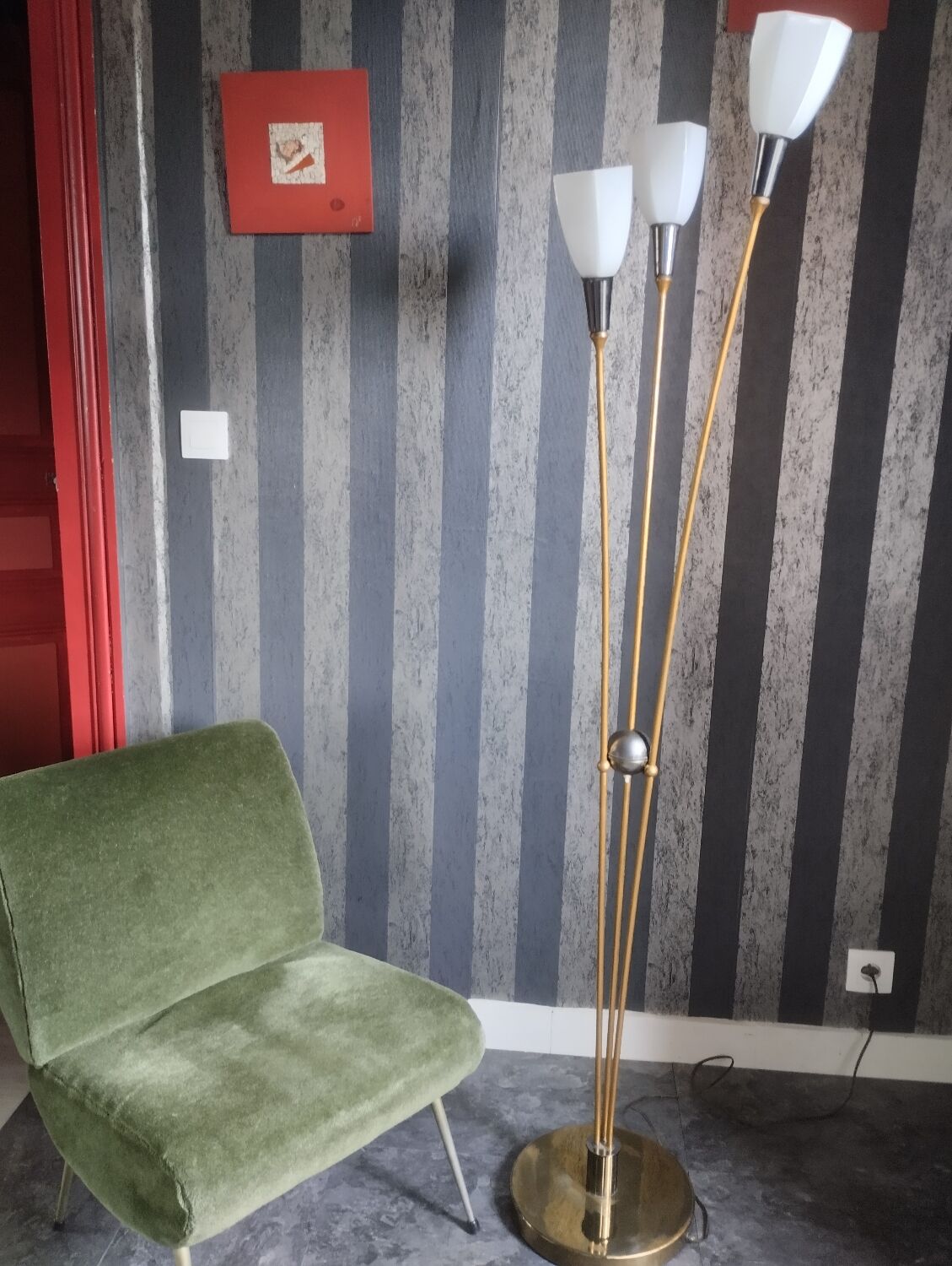 Vintage 3-spoke floor lamp