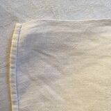 Damask tablecloth 175 x 200 scrolls and flowers