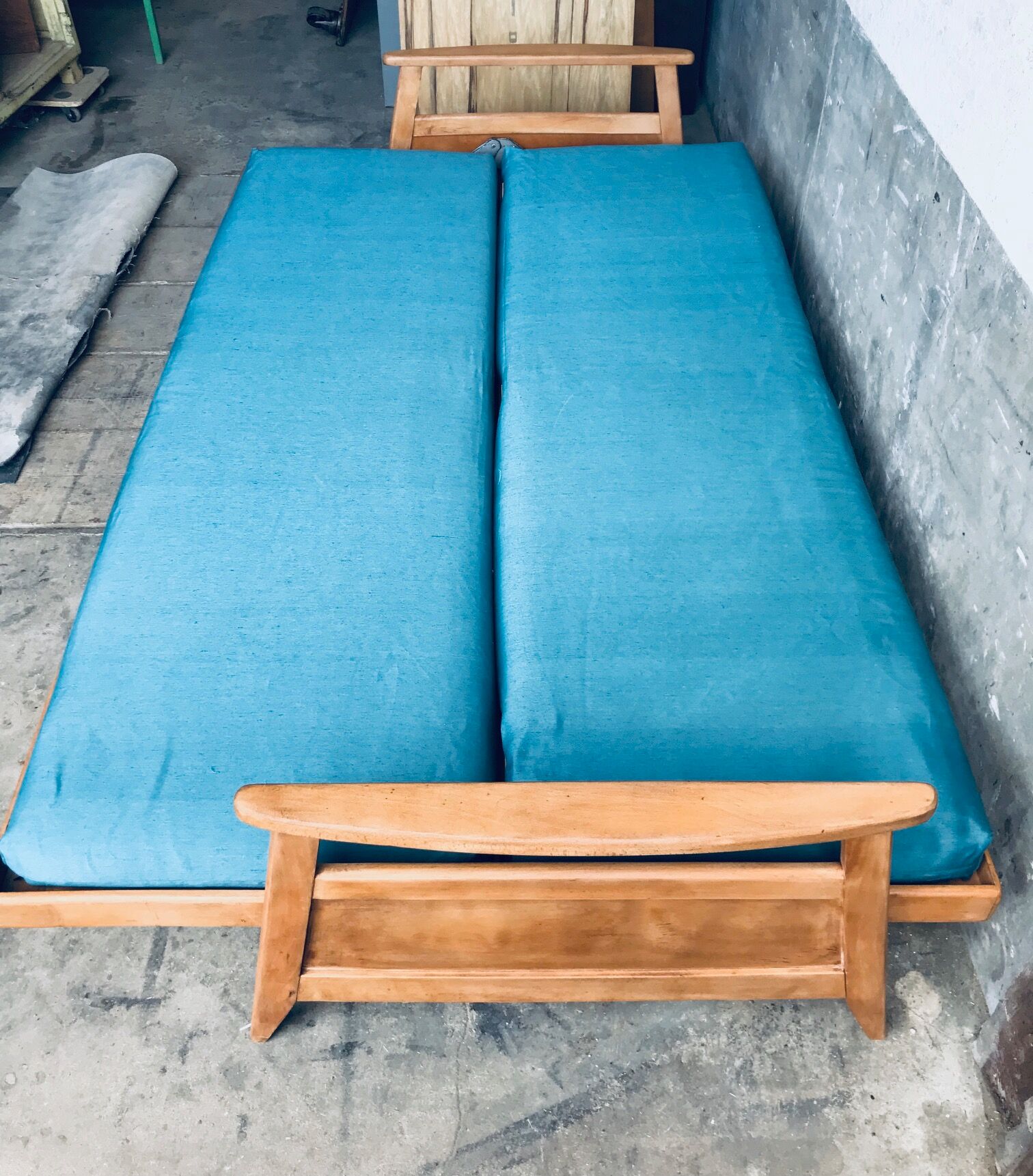 Convertible sofa compass feet