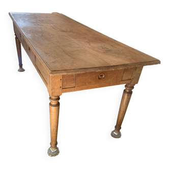 Ancienne table de découpe de couturière