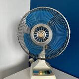Super deluxe blue vintage fan
