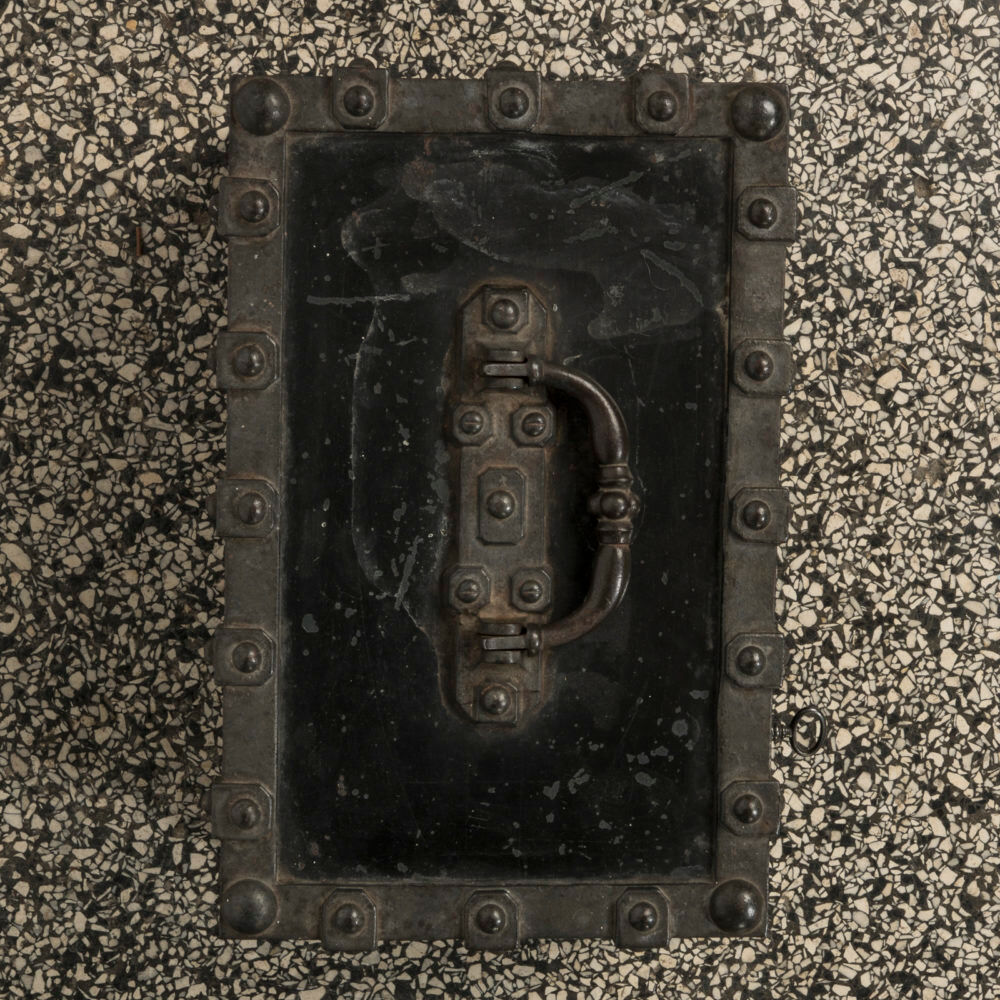 French iron safe