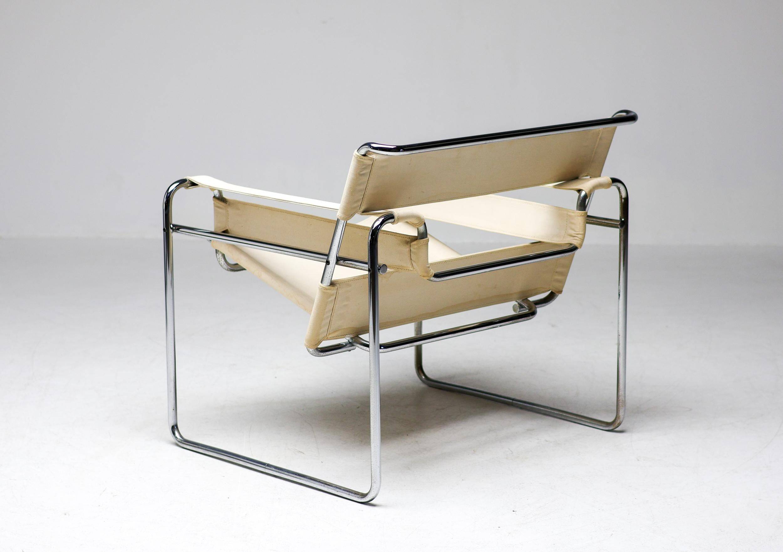 Fauteuil modèle B3 "Wassily" de Marcel Breuer, Gavina