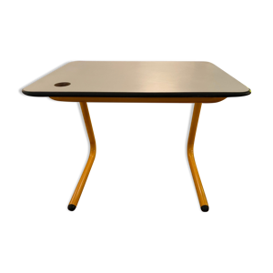 Bureau et chaise tubulaire - jaune