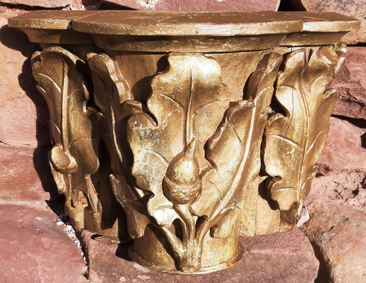 Gilded carved wooden capital, 18th century.